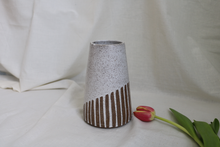 Load image into Gallery viewer, Diagonal Line Vase (1)
