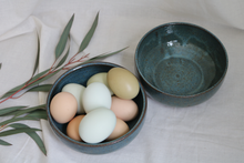 Load image into Gallery viewer, Midnight Blue Bowl Set
