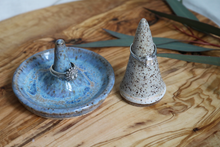 Load image into Gallery viewer, Off White Ring Cone (Qty. 1)
