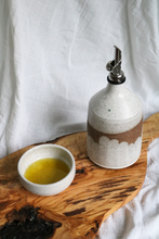 Load image into Gallery viewer, Cloud Oil Cruet
