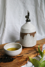 Load image into Gallery viewer, Cloud Oil Cruet
