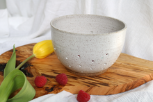 Load image into Gallery viewer, Berry Bowl (4)
